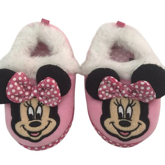 Disney Kid's Size 7-8 Minnie Mouse Slippers Fluffy Slip-On Comfort - Picture 1 of 5